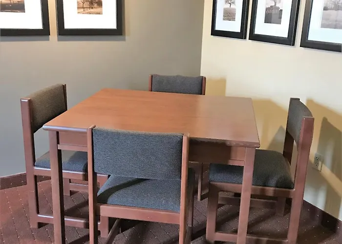 Americinn By Wyndham Medical Center Fargo