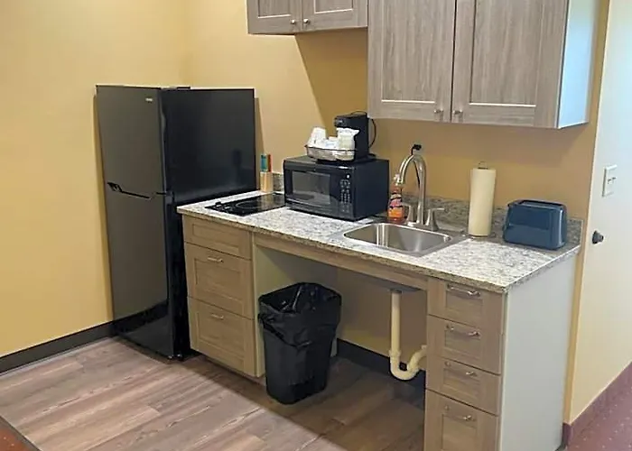Hotel Americinn By Wyndham Medical Center Fargo
