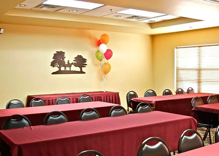 Americinn By Wyndham Medical Center Hotel Fargo